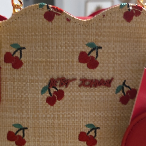 Besty Johnson * VALENTINE* Cherry Print Beige Tote Bag with Gold Chain - Picture 6 of 7